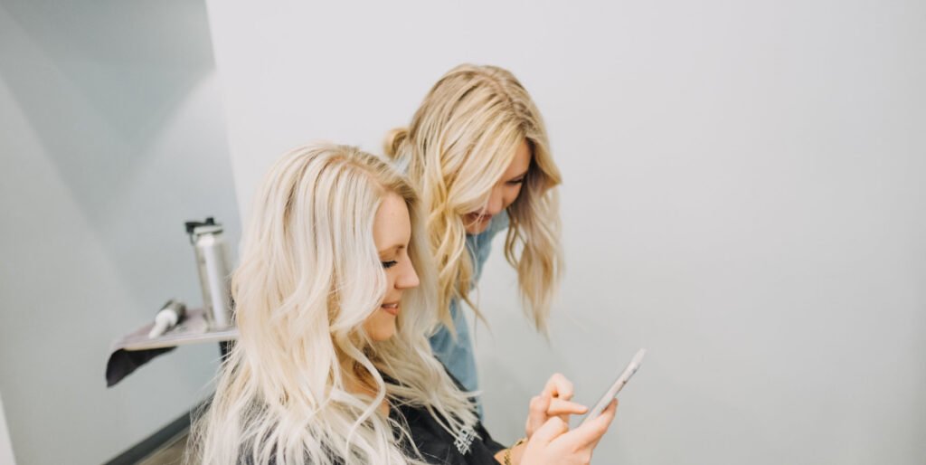 Top blondes Hairdressers for Stunning Blonde Looks