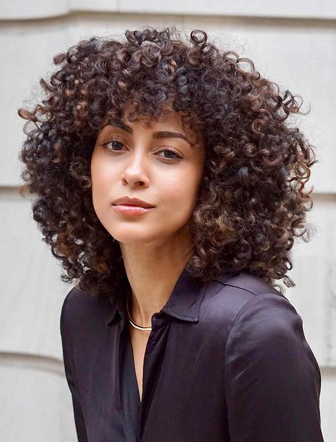 Halo Haircut & Customization The Halo Haircut & Customization service ensures your halo extensions blend seamlessly with your natural hair. We cut, shape, and customize for a perfect match and comfort. Capelli Salon Dallas